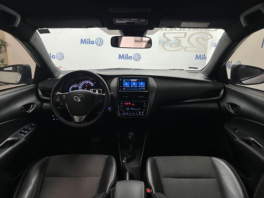 YARIS 1.3 16V FLEX XL LIVE MULTIDRIVE9