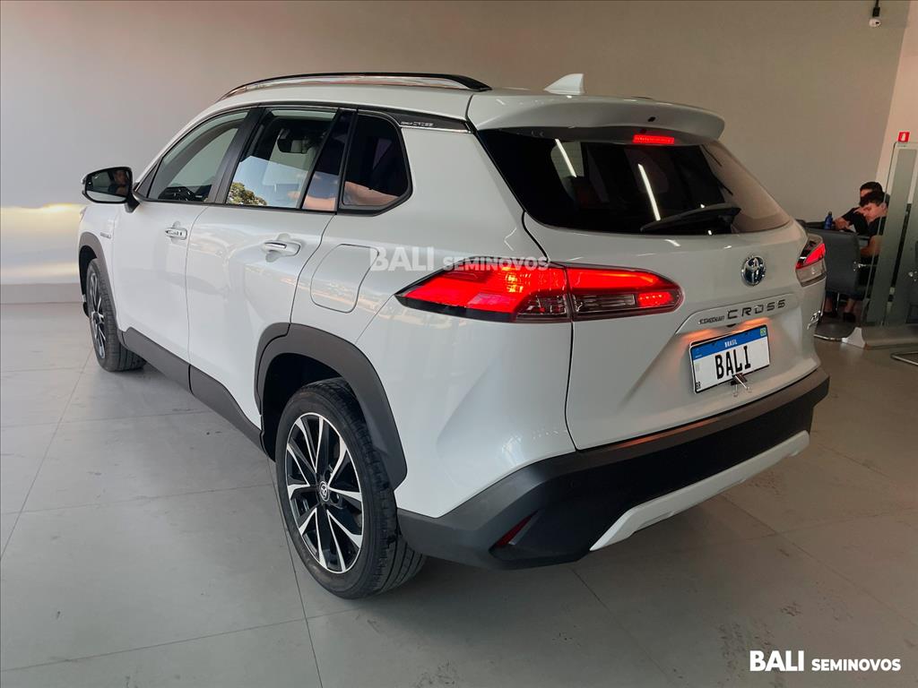 COROLLA CROSS 1.8 VVT-I HYBRID FLEX XRV CVT2