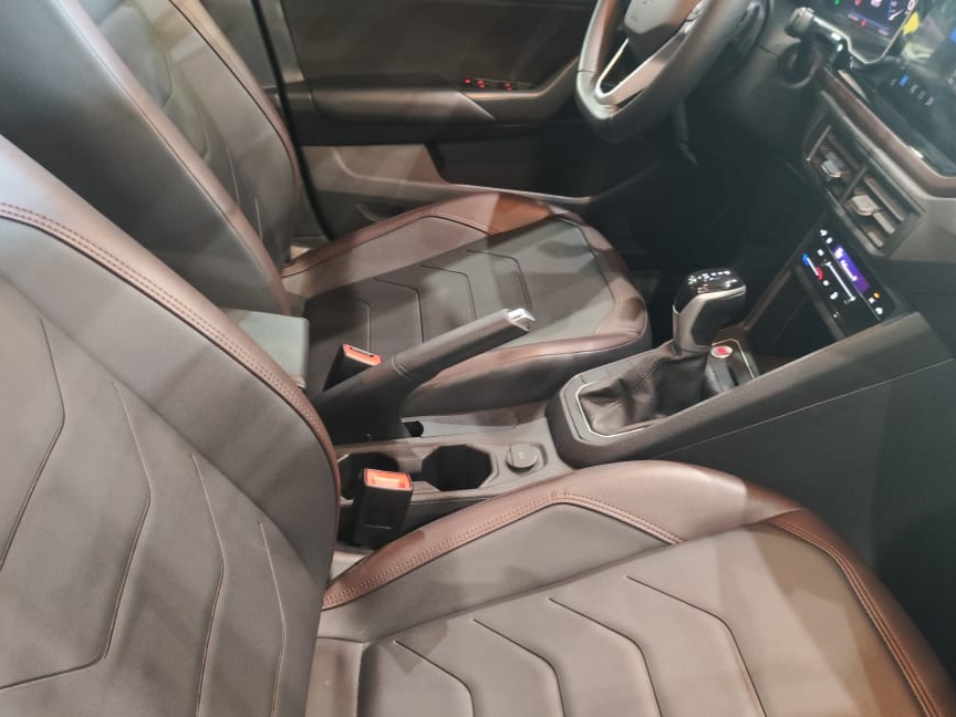 VIRTUS 1.0 200 TSI HIGHLINE AUTOMÁTICO14