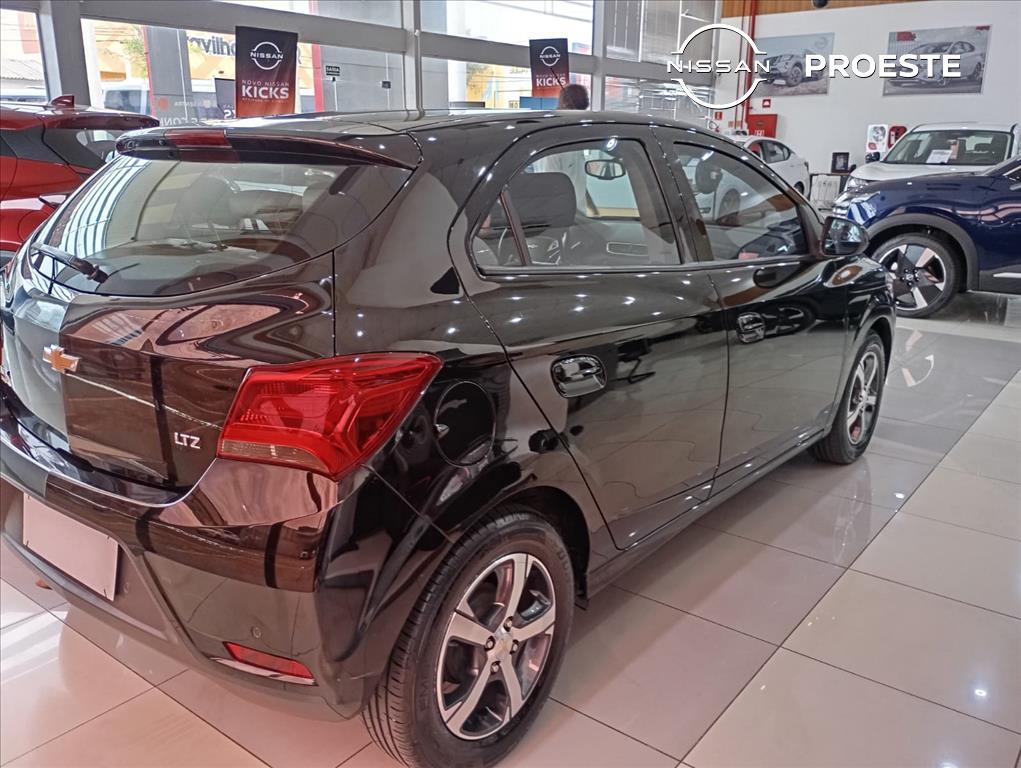 ONIX 1.4 MPFI LTZ 8V FLEX 4P AUTOMÁTICO3