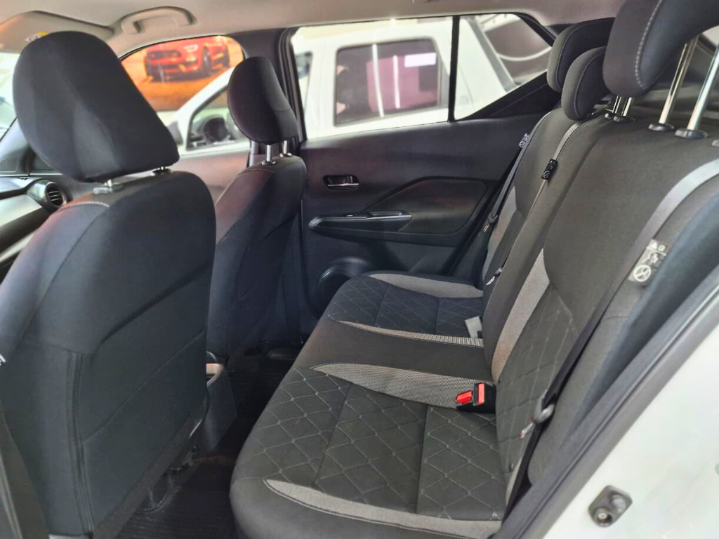 KICKS 1.6 16V FLEXSTART S 4P MANUAL8