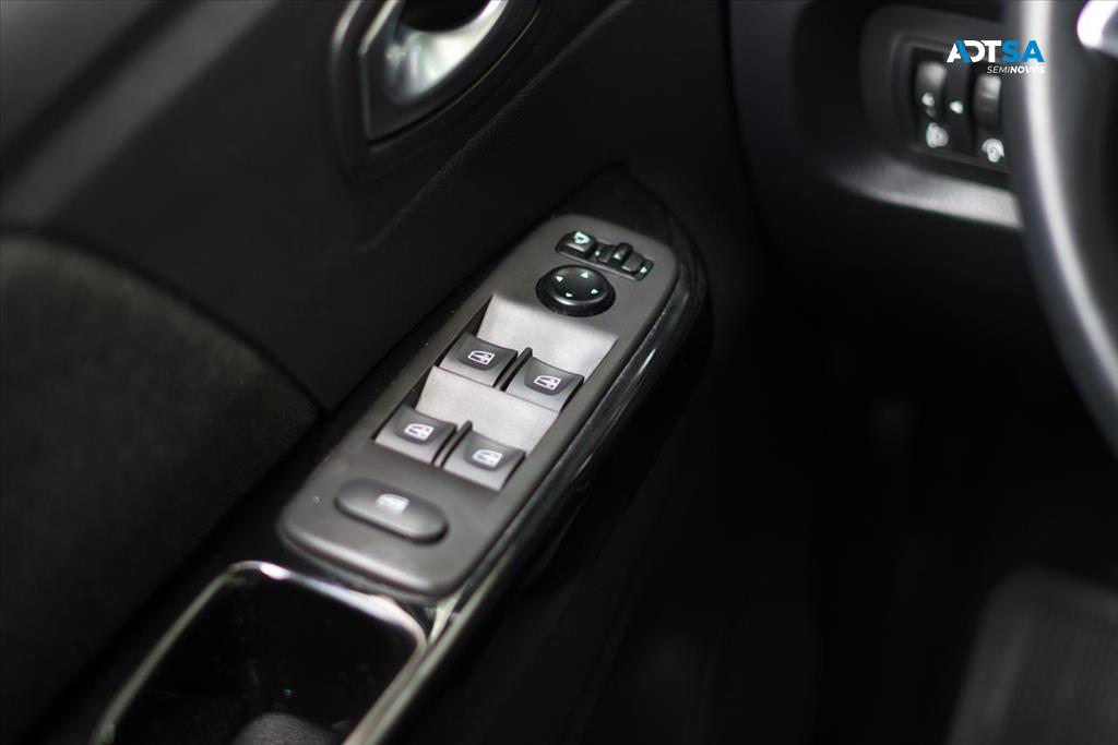 RENAULT CAPTUR 1.3 TCE FLEX INTENSE X-TRONIC