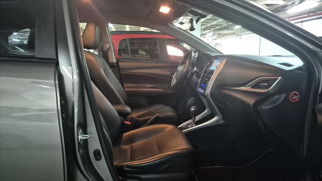 YARIS 1.5 16V FLEX SEDAN XS MULTIDRIVE11