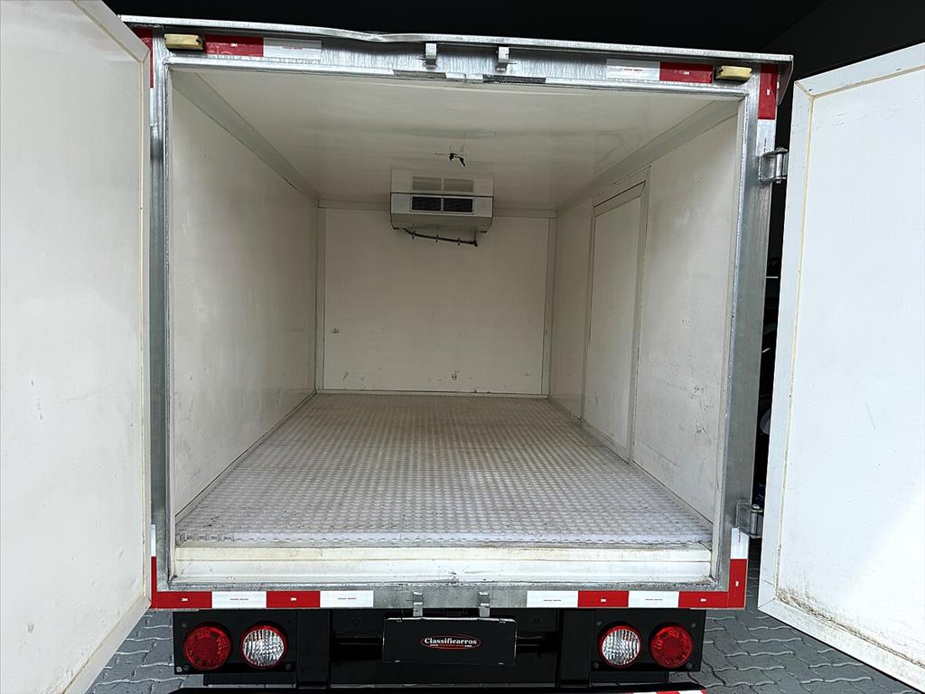 Kia Bongo - 2.5 K-2500 4X2 CS TURBO DIESEL 2P MANUAL