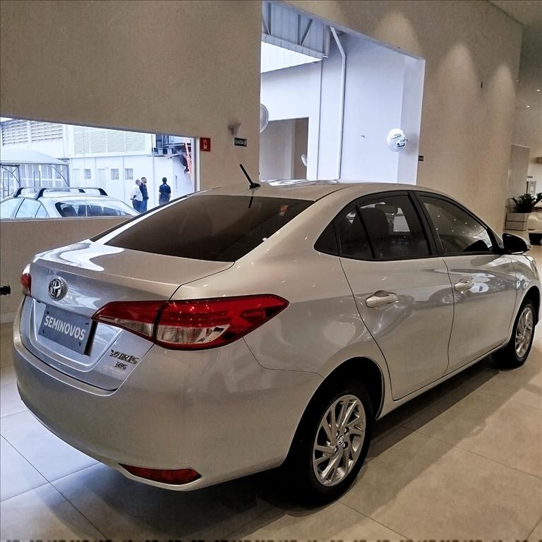 YARIS 1.5 16V FLEX SEDAN XS MULTIDRIVE