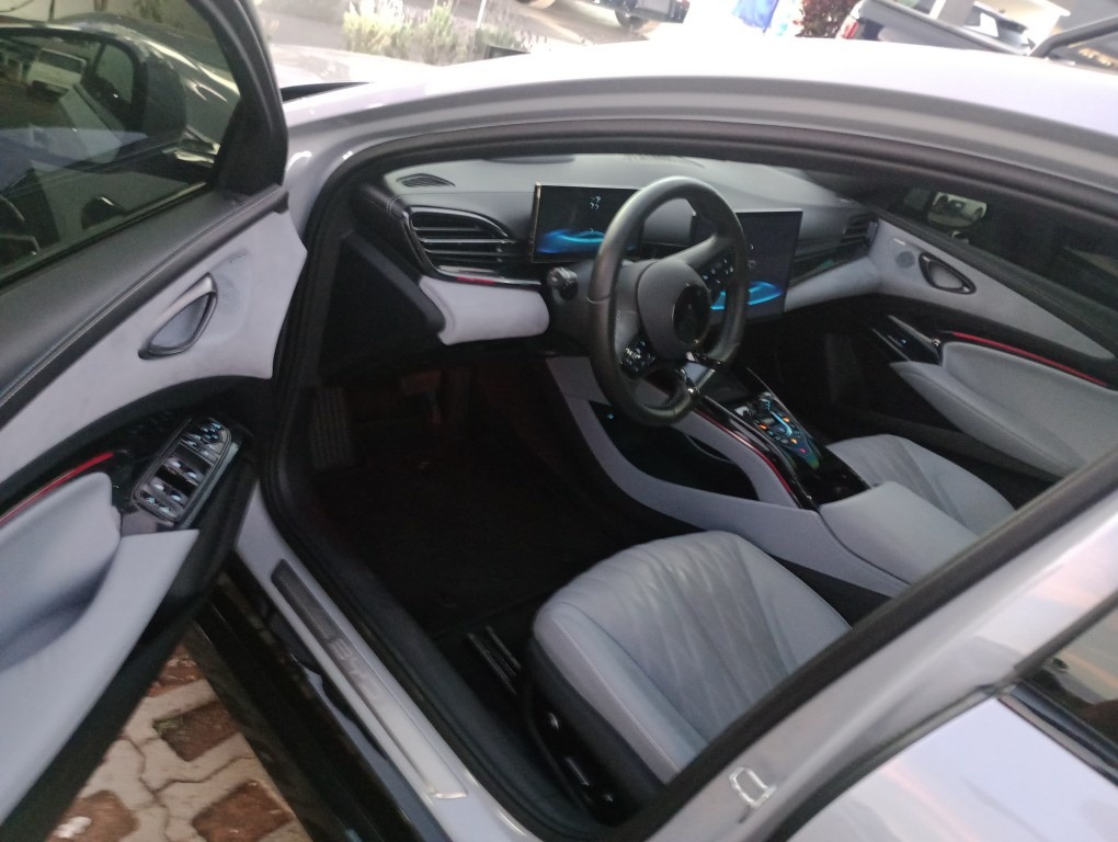 SEAL 82,5 KW ELÉTRICO AWD2
