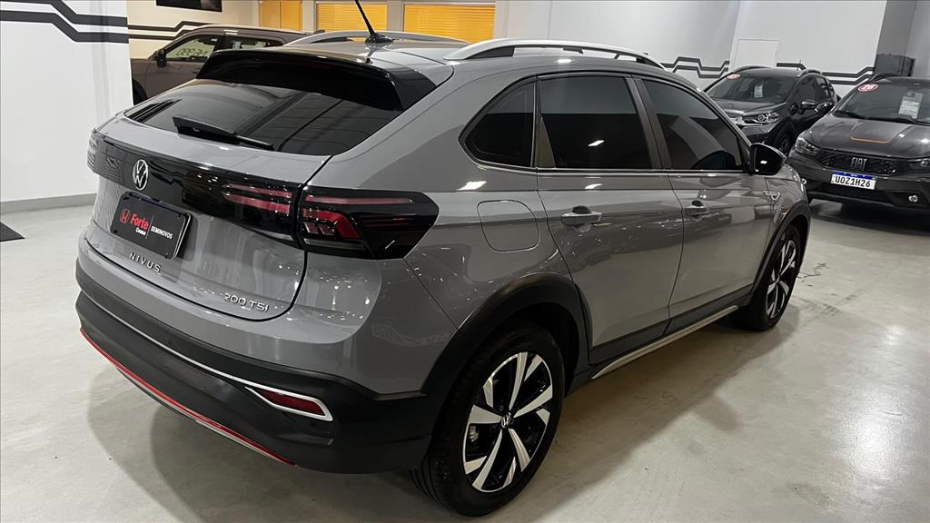 NIVUS 1.0 200 TSI TOTAL FLEX HIGHLINE AUTOMÁTICO4