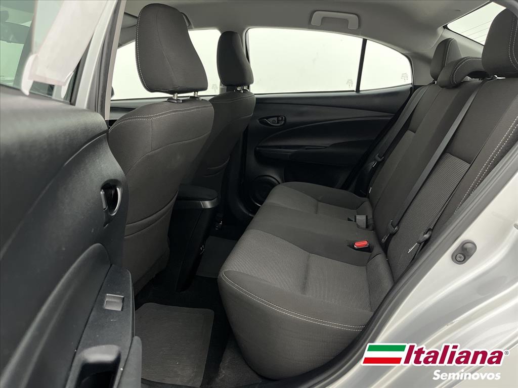 YARIS 1.5 16V FLEX SEDAN XL MULTIDRIVE13
