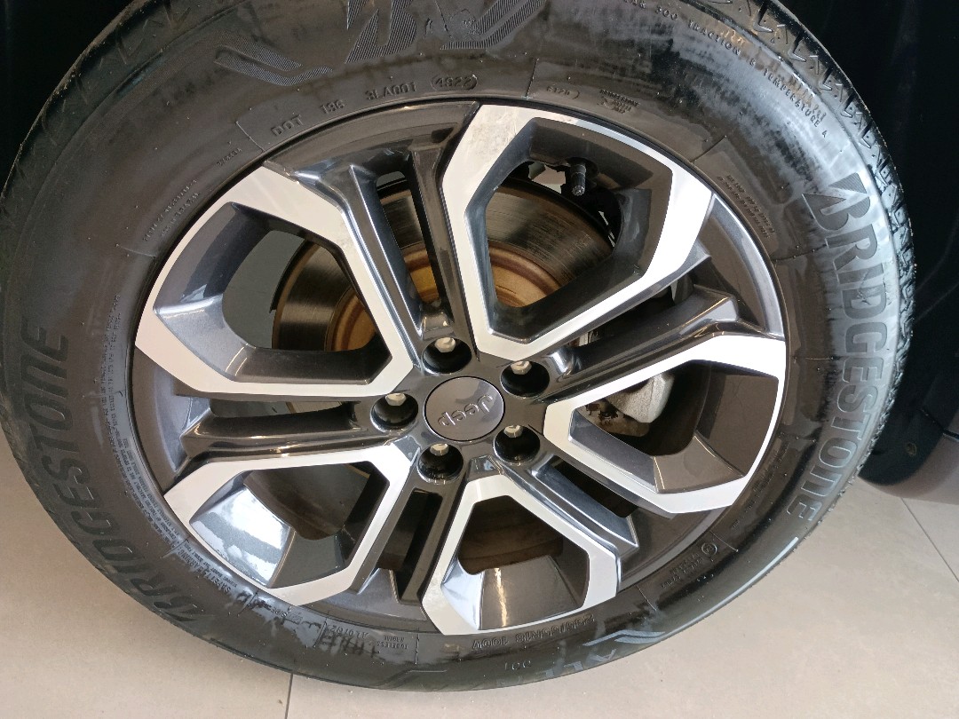 COMMANDER 1.3 T270 TURBO FLEX LIMITED AT68