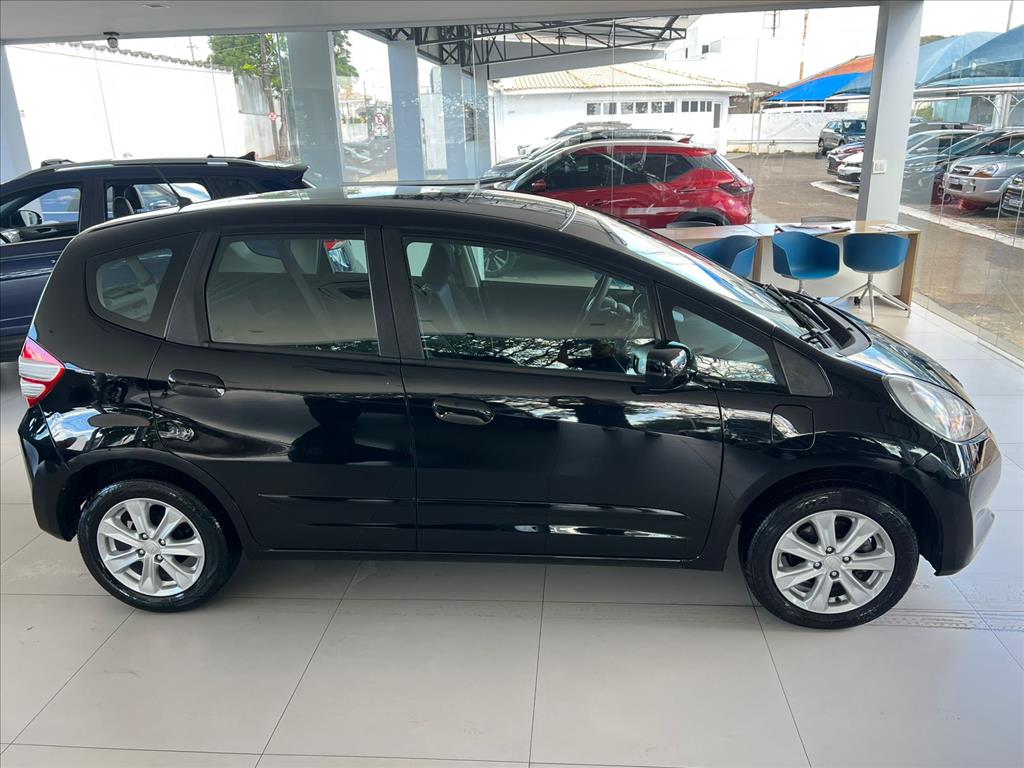 FIT 1.4 LX 16V FLEX 4P AUTOMÁTICO3