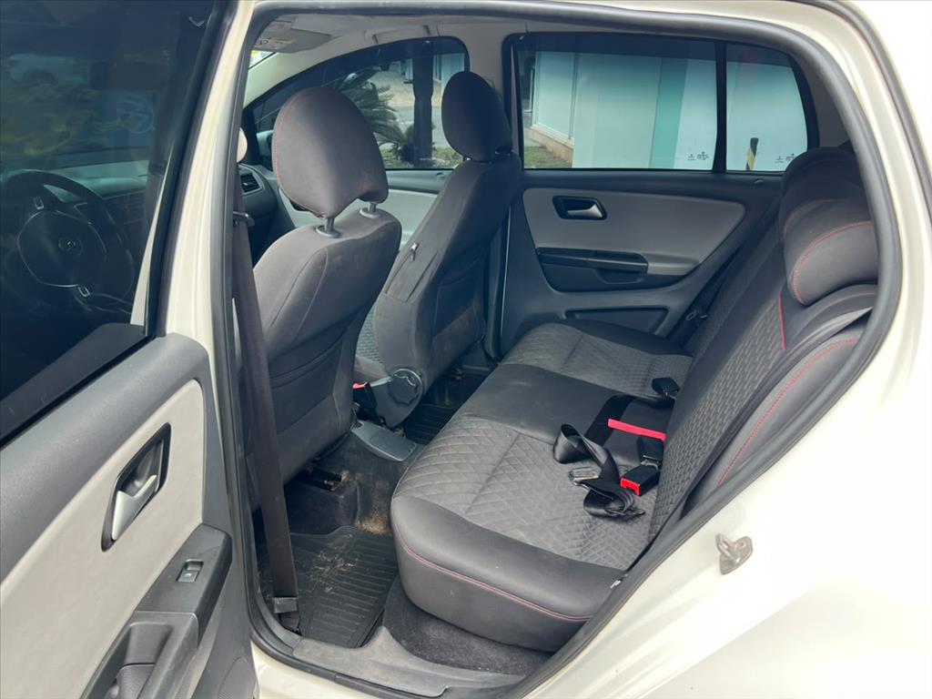 CROSSFOX 1.6 MI FLEX 8V 4P MANUAL9