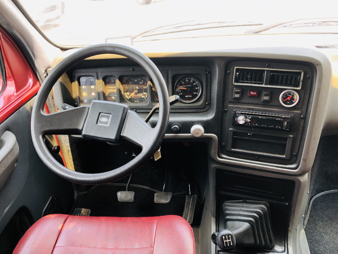 IBIZA 3.9 EXECUTIVA VAN DIESEL 4P MANUAL12