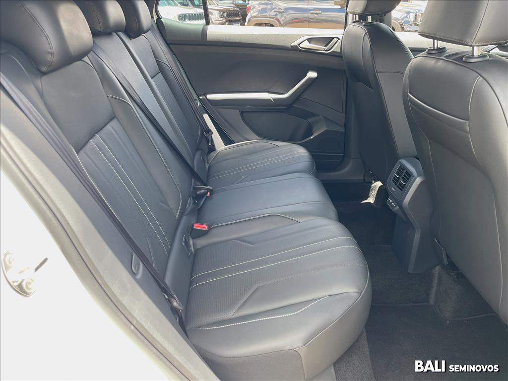 T-CROSS 1.4 250 TSI TOTAL FLEX HIGHLINE AUTOMÁTICO17