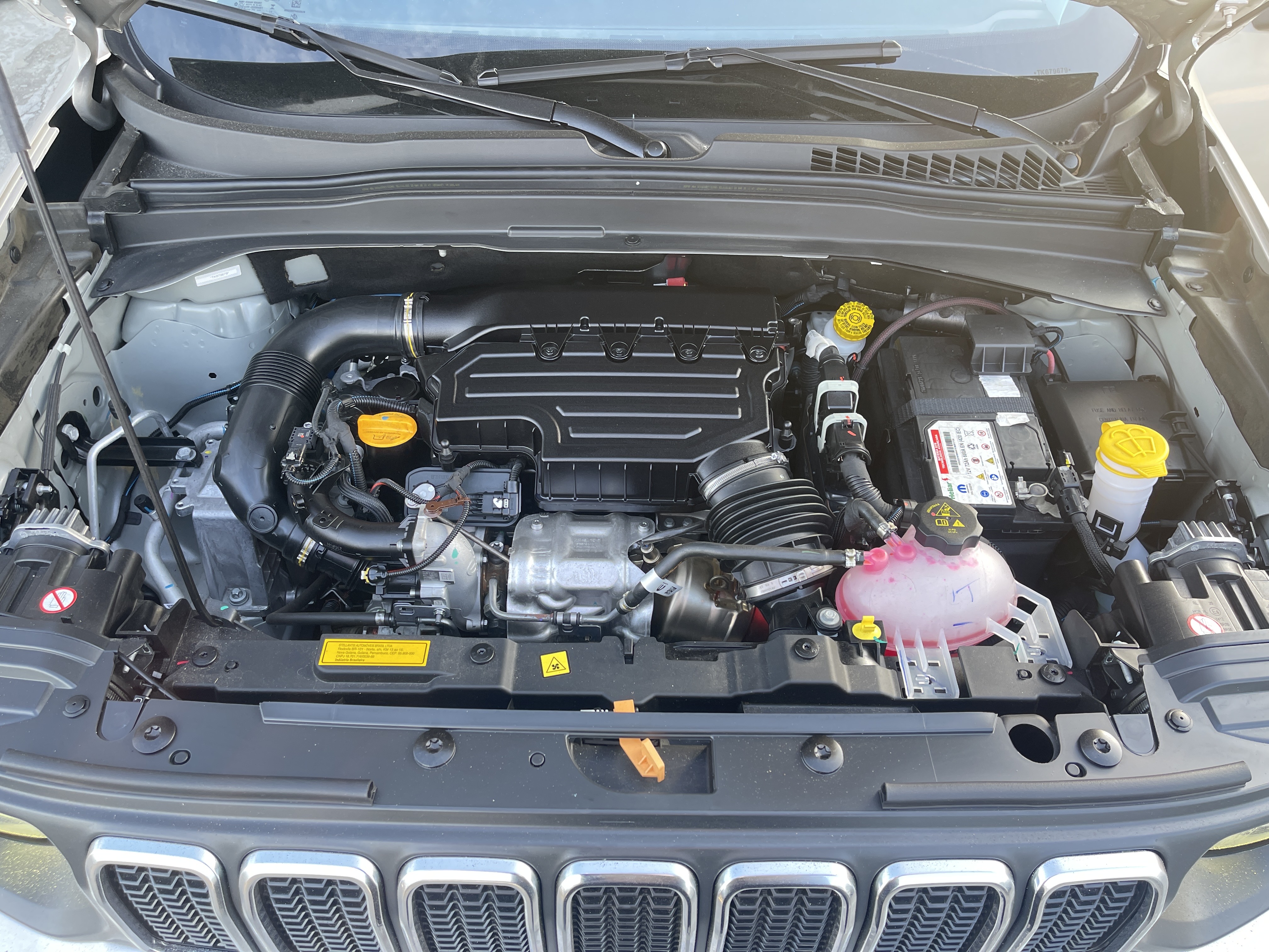 RENEGADE 1.3 T270 TURBO FLEX SAHARA AT69