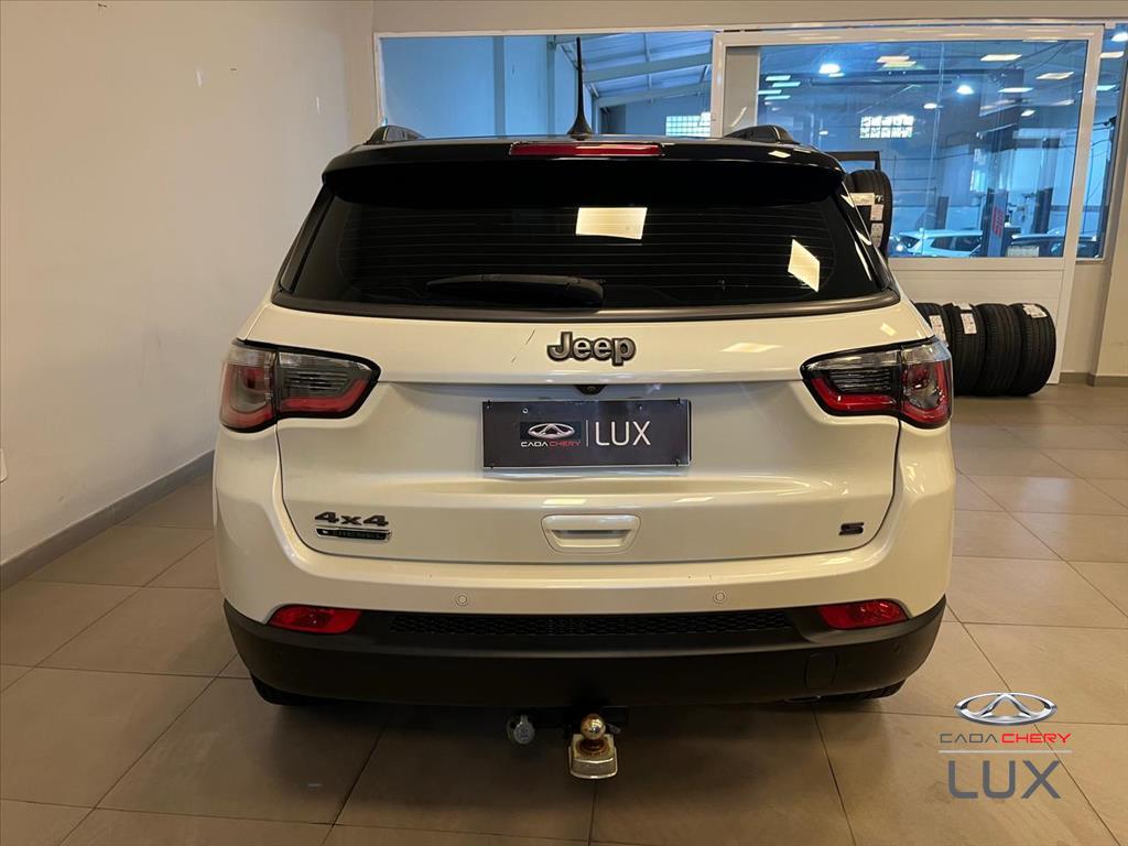 COMPASS 2.0 16V DIESEL LIMITED 4X4 AUTOMÁTICO5
