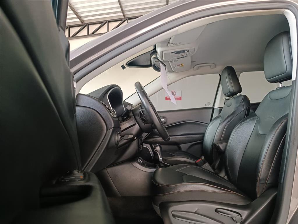 COMPASS 2.0 16V FLEX LONGITUDE AUTOMÁTICO4