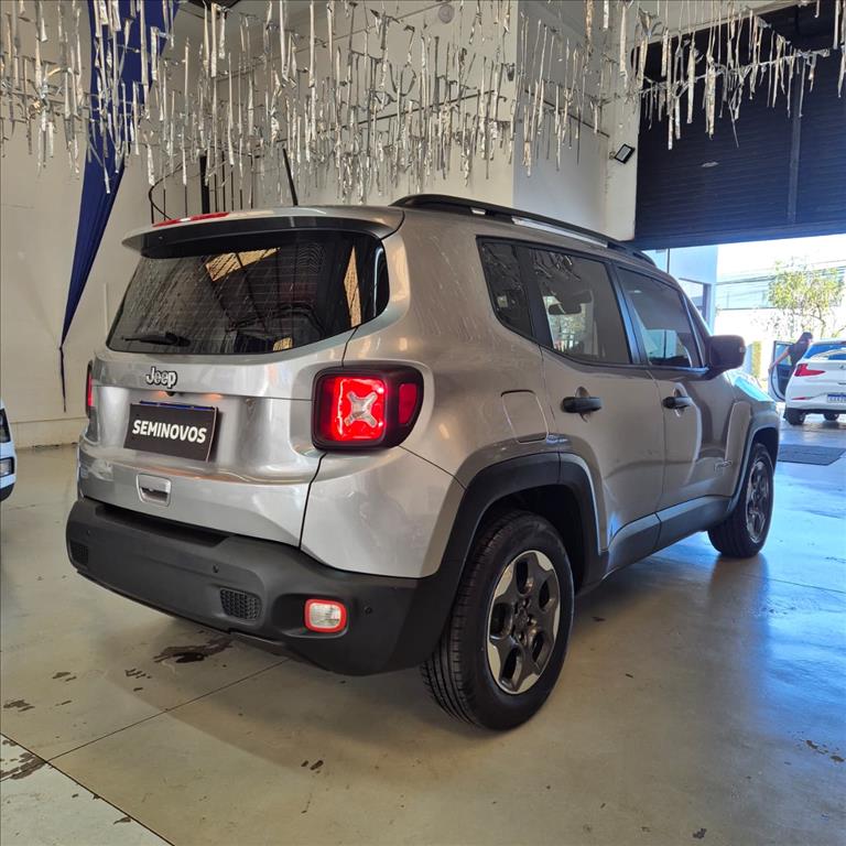 RENEGADE 1.8 16V FLEX 4P AUTOMÁTICO3