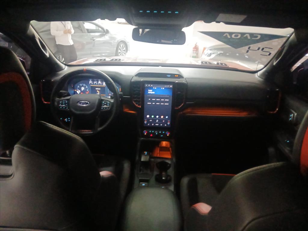 Ford-RANGER-3.0 V6 TURBO GASOLINA RAPTOR 4X4 AUTOMÁTICO