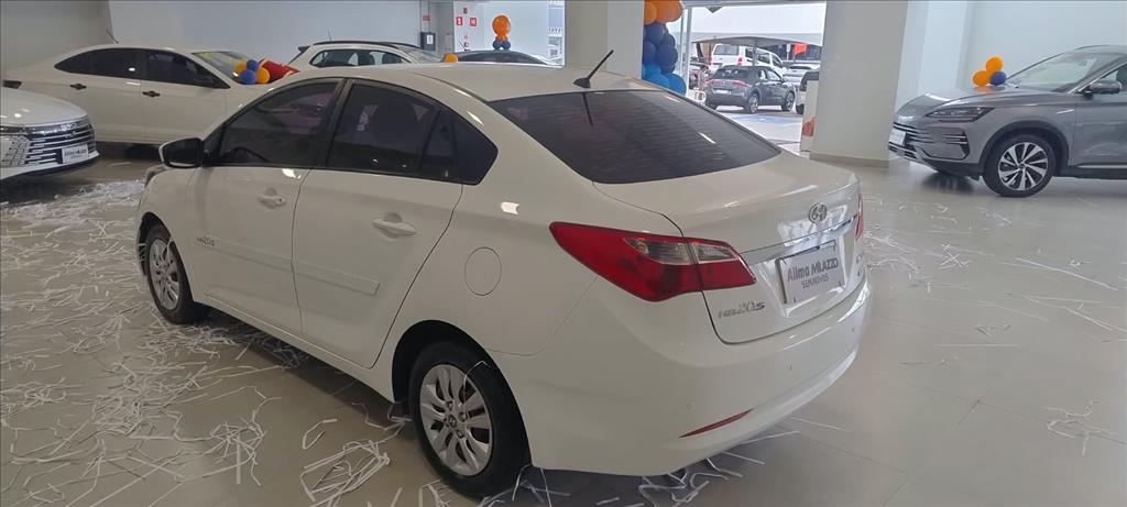 HB20S 1.6 COMFORT PLUS 16V FLEX 4P AUTOMÁTICO10