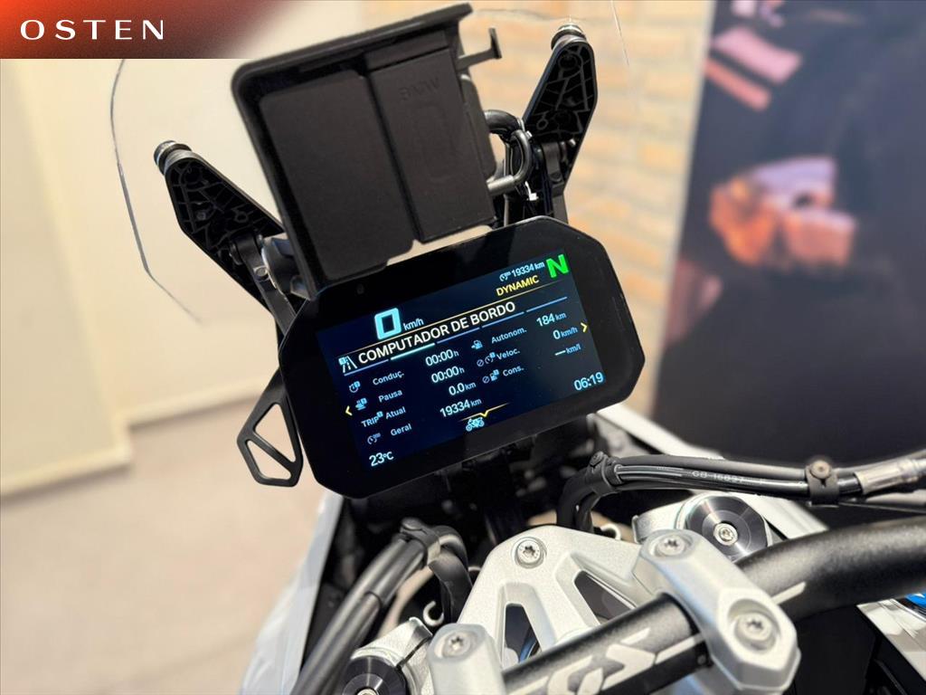 BMW Motorrad-R-1300 GS PLUS