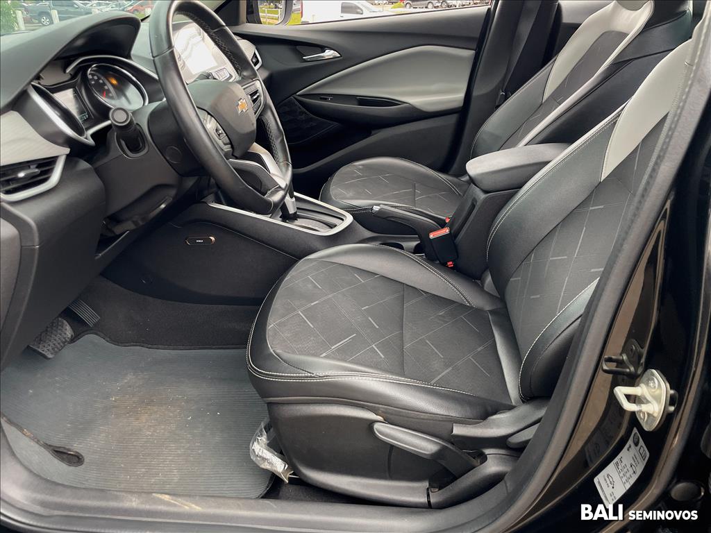 ONIX PLUS 1.0 TURBO FLEX LT AUTOMÁTICO10