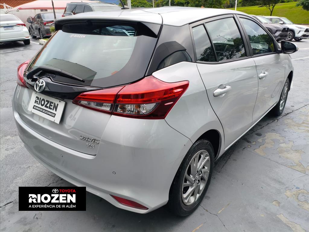 Toyota YARIS 2023