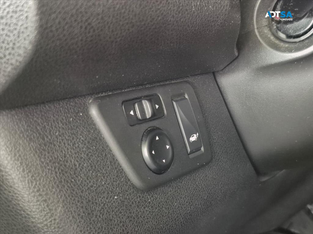RENAULT KWID 1.0 12V SCE FLEX OUTSIDER MANUAL