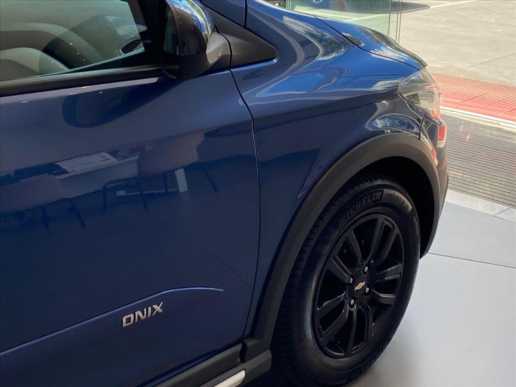 ONIX 1.4 MPFI ACTIV 8V FLEX 4P AUTOMÁTICO2