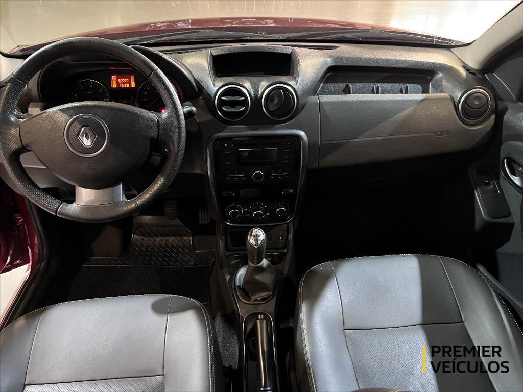 DUSTER 1.6 DYNAMIQUE 4X2 16V FLEX 4P MANUAL6 DUSTER 1.6 DYNAMIQUE 4X2 16V FLEX 4P MANUAL6