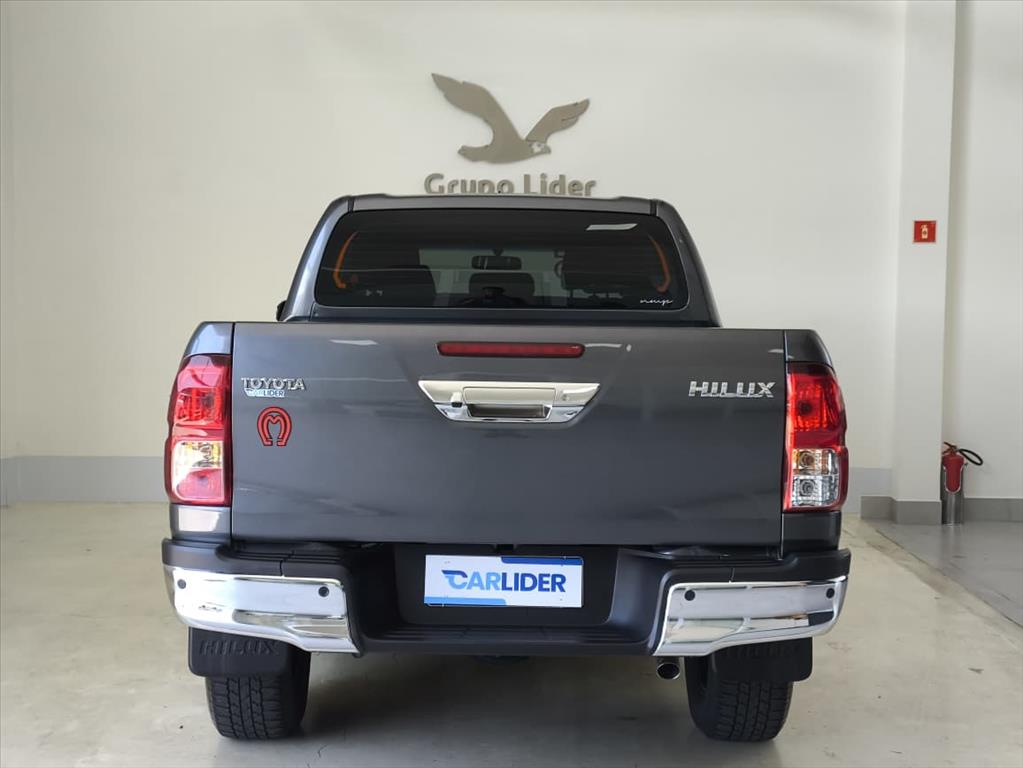 HILUX 2.8 D-4D TURBO DIESEL CD SR 4X4 AUTOMÁTICO13