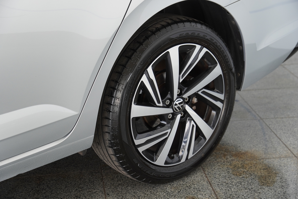 VIRTUS 1.0 200 TSI HIGHLINE AUTOMÁTICO3