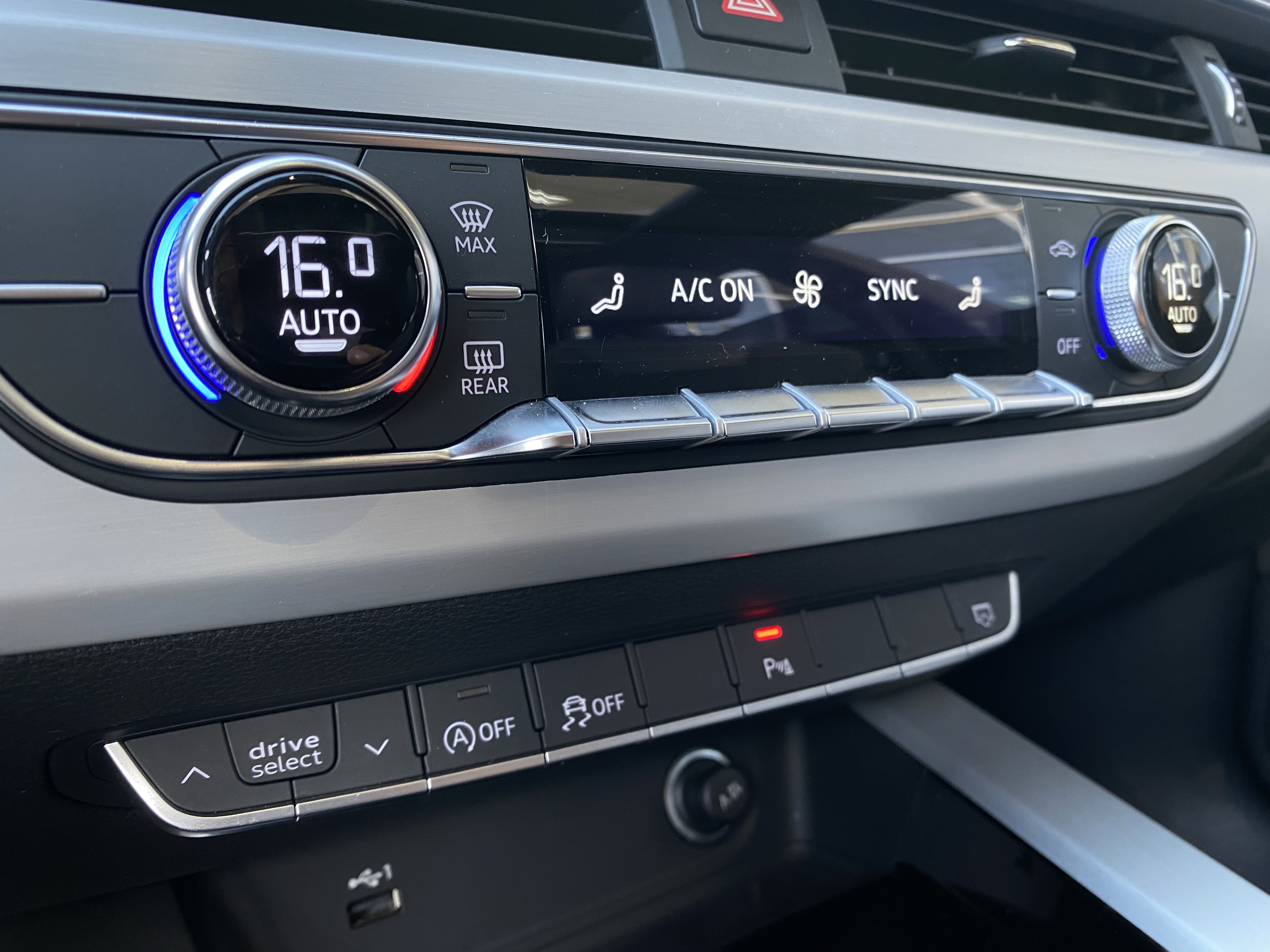 A5 2.0 TFSI MHEV SPORTBACK S LINE S TRONIC14