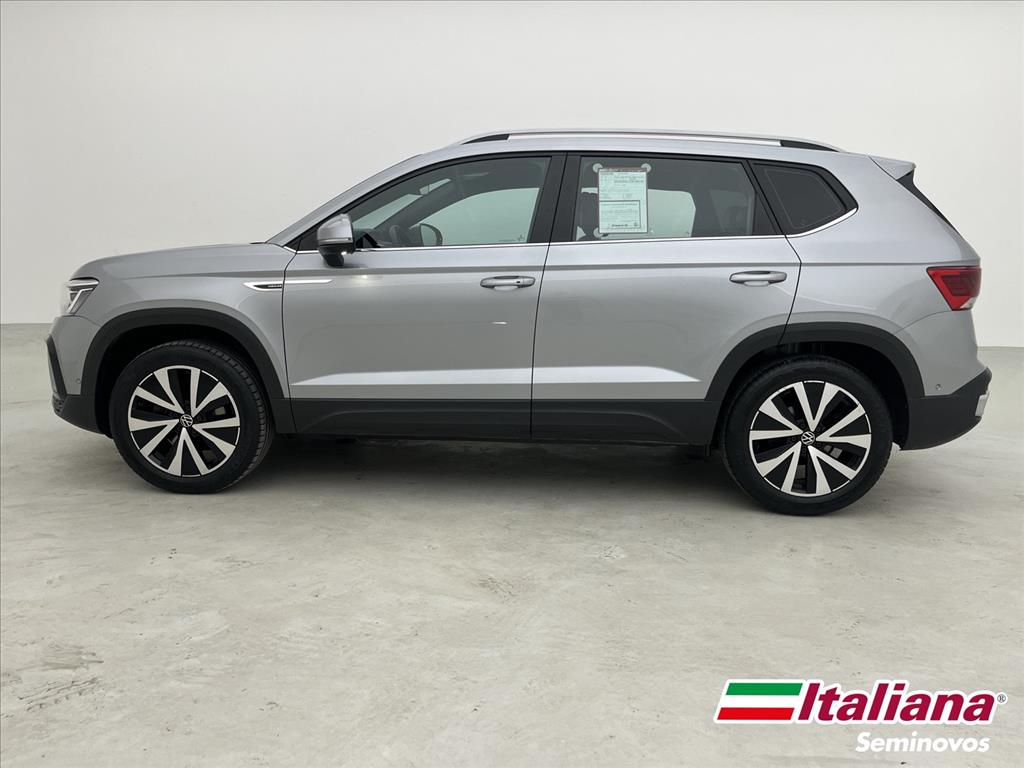 TAOS 1.4 250 TSI TOTAL FLEX HIGHLINE AUTOMÁTICO1