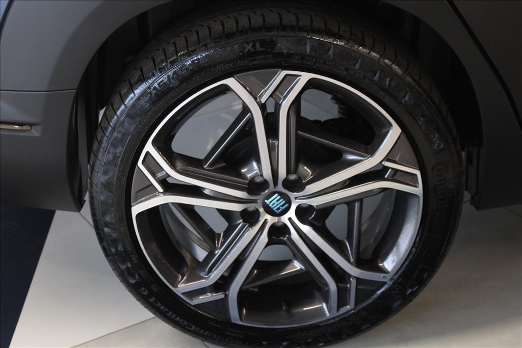 FASTBACK 1.0 TURBO 200 HYBRID IMPETUS CVT4