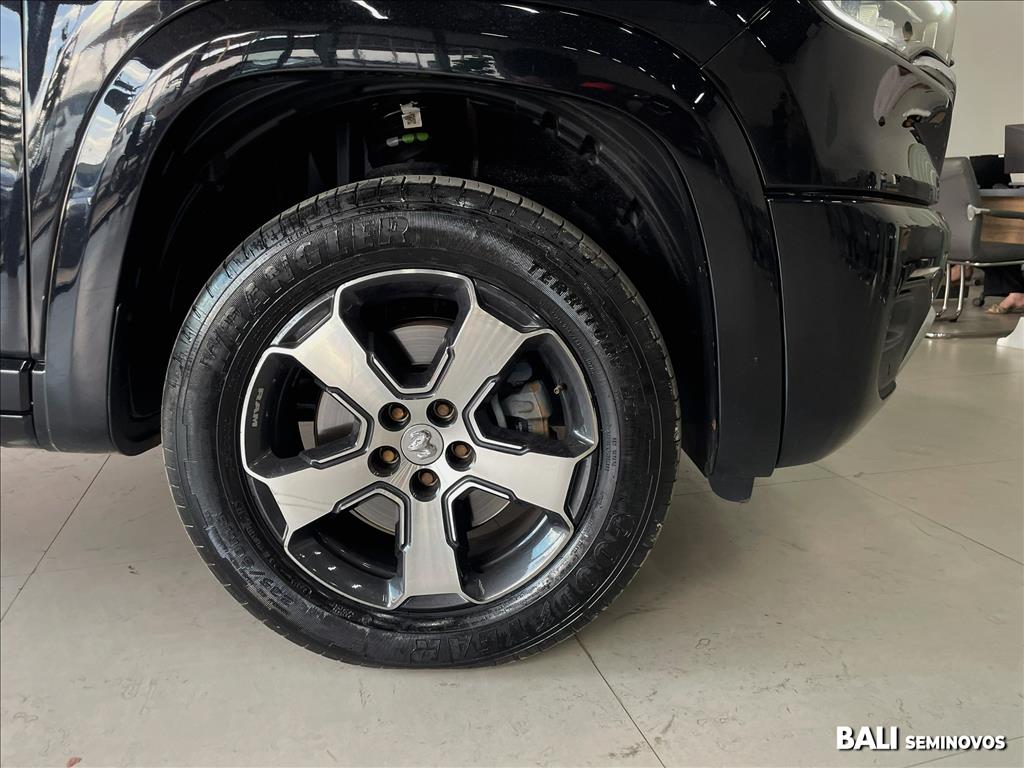 RAMPAGE 2.2 TURBO DIESEL LARAMIE 4X4 AUTOMÁTICO8