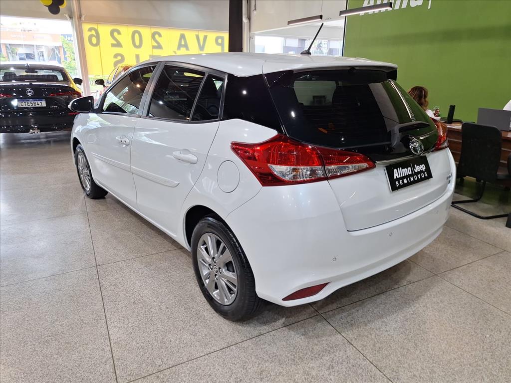 YARIS 1.5 16V FLEX XL PLUS CONNECT MULTIDRIVE6