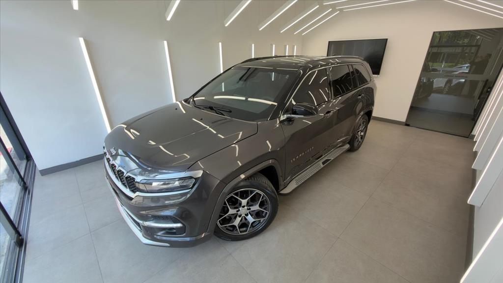 COMMANDER 1.3 T270 TURBO FLEX OVERLAND AT6