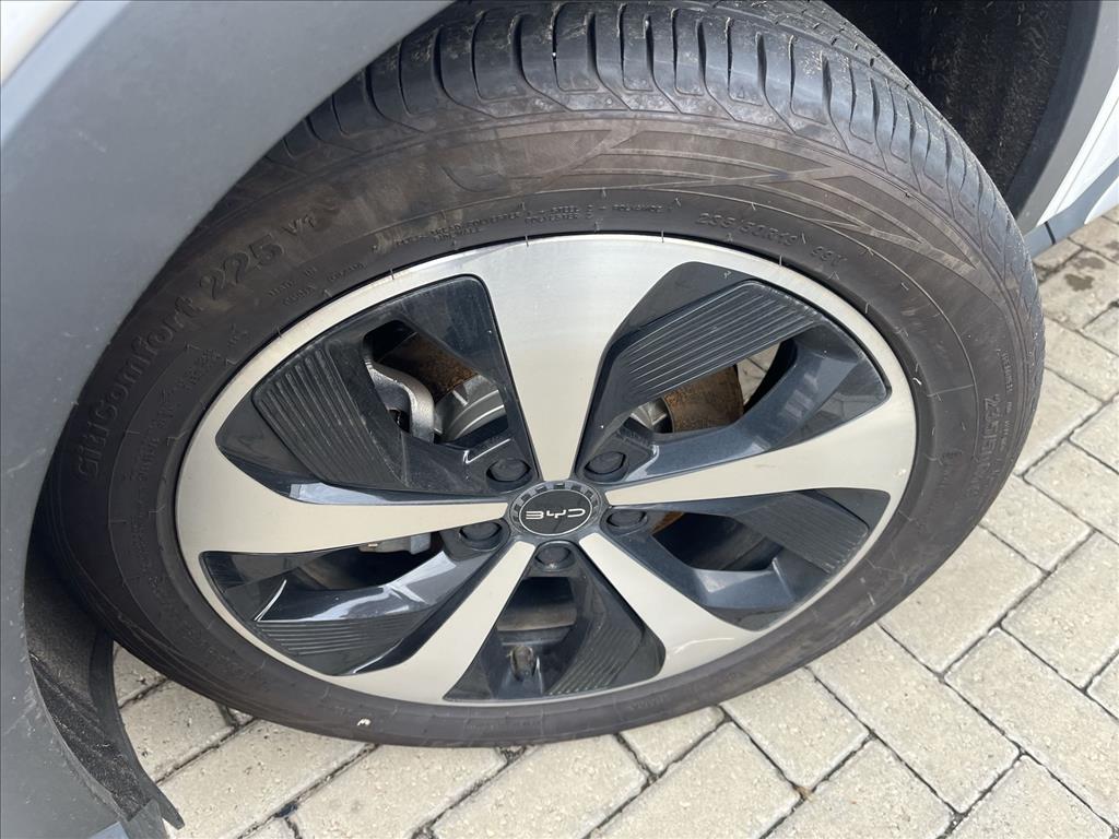 SONG PLUS 1.5 DM-I HÍBRIDO AUTOMÁTICO3