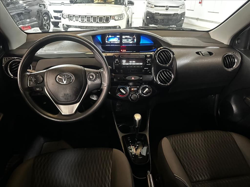 ETIOS 1.5 XS 16V FLEX 4P AUTOMÁTICO9