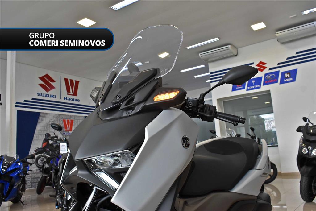 XMAX 250 CONNECTED ABS7