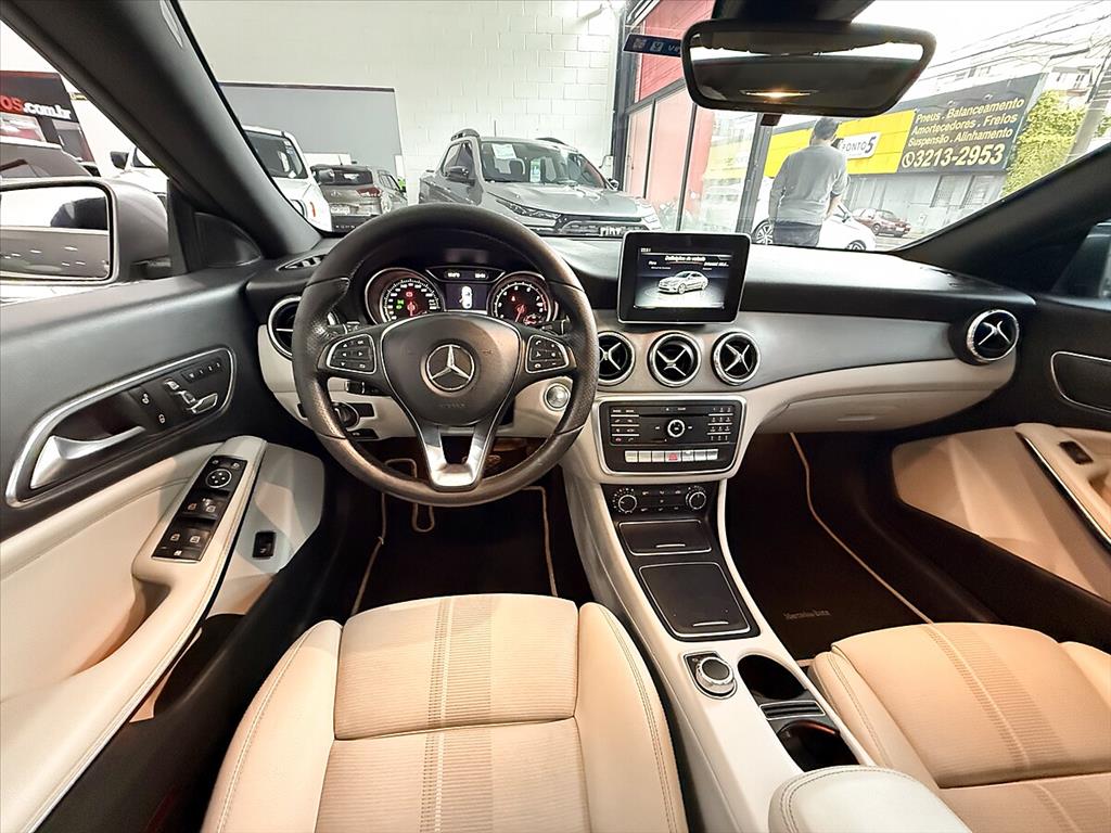 Mercedes-Benz Cla 200 - 1.6 CGI FLEX 7G-DCT