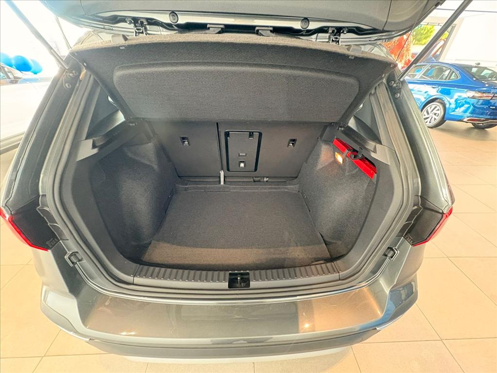 TAOS 1.4 250 TSI TOTAL FLEX HIGHLINE AUTOMÁTICO10