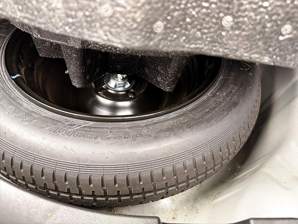 Honda Fit - 1.5 LX 16V FLEX 4P AUTOMÁTICO