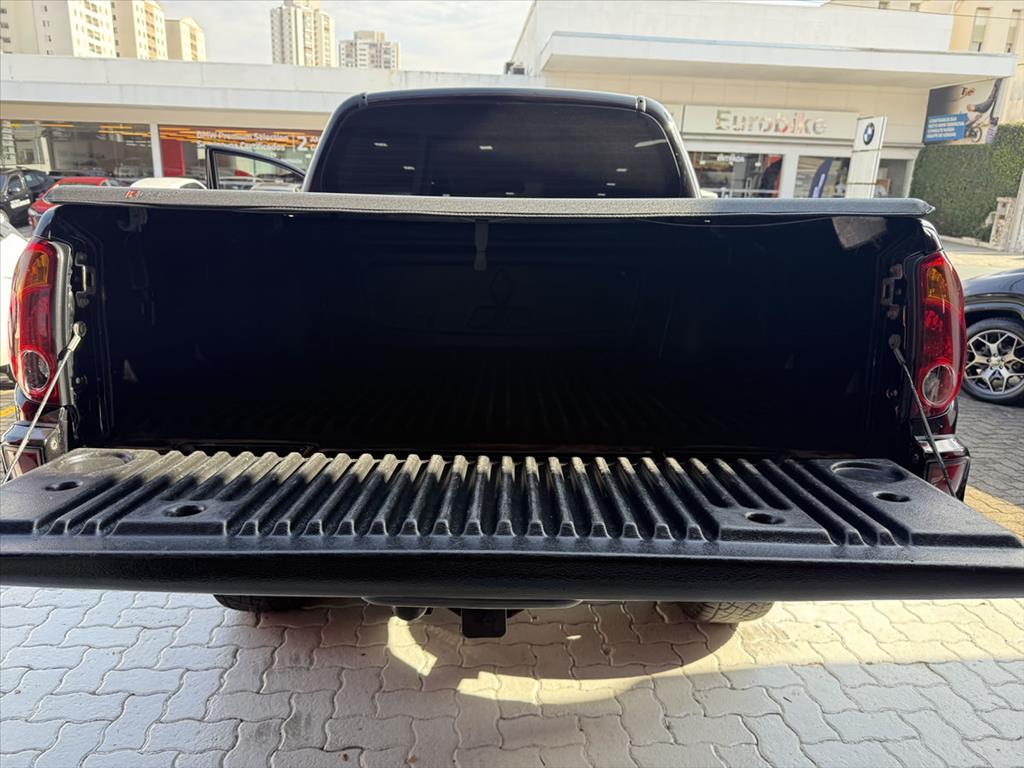 Mitsubishi L200 Triton - 3.5 HPE 4X4 CD V6 24V FLEX 4P AUTOMÁTICO