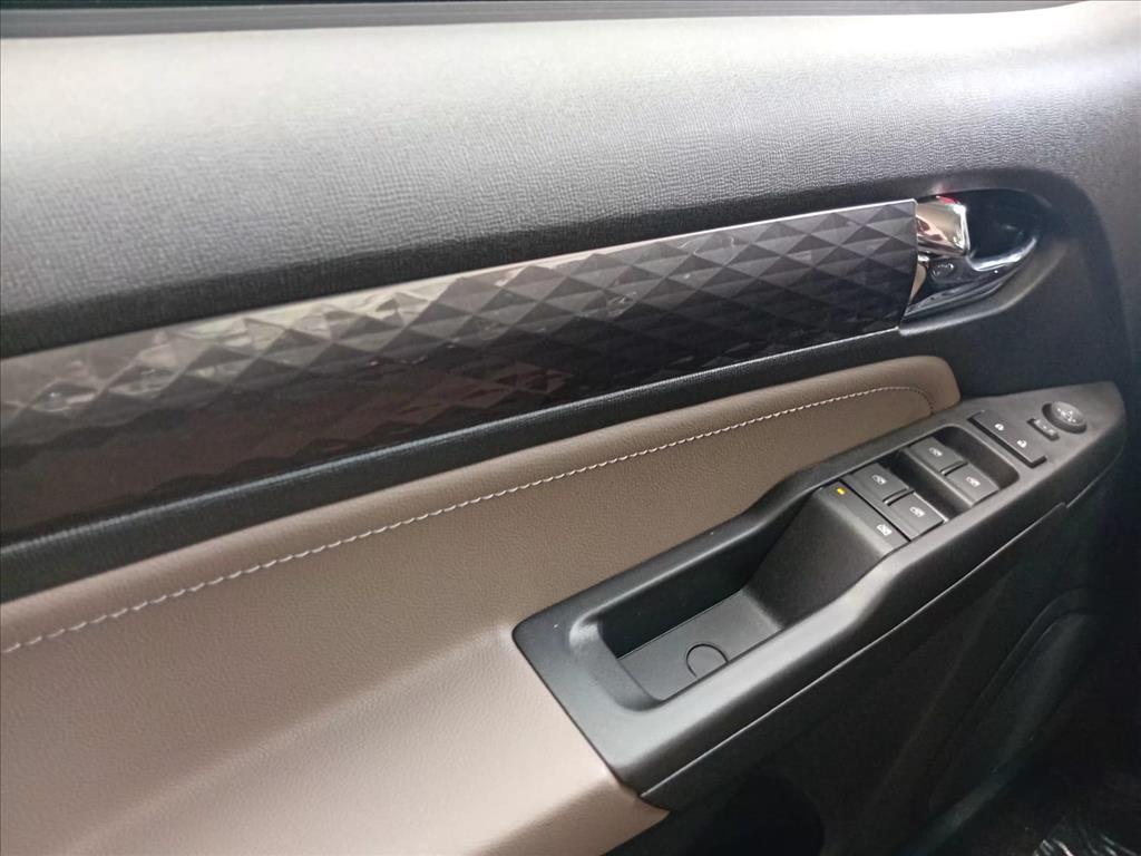 TRAILBLAZER 2.8 16V TURBO DIESEL HIGH COUNTRY 7L 4X4 AUTOMÁTICO11