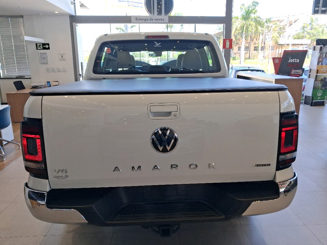 AMAROK 3.0 V6 TDI DIESEL HIGHLINE CD 4MOTION AUTOMÁTICO4