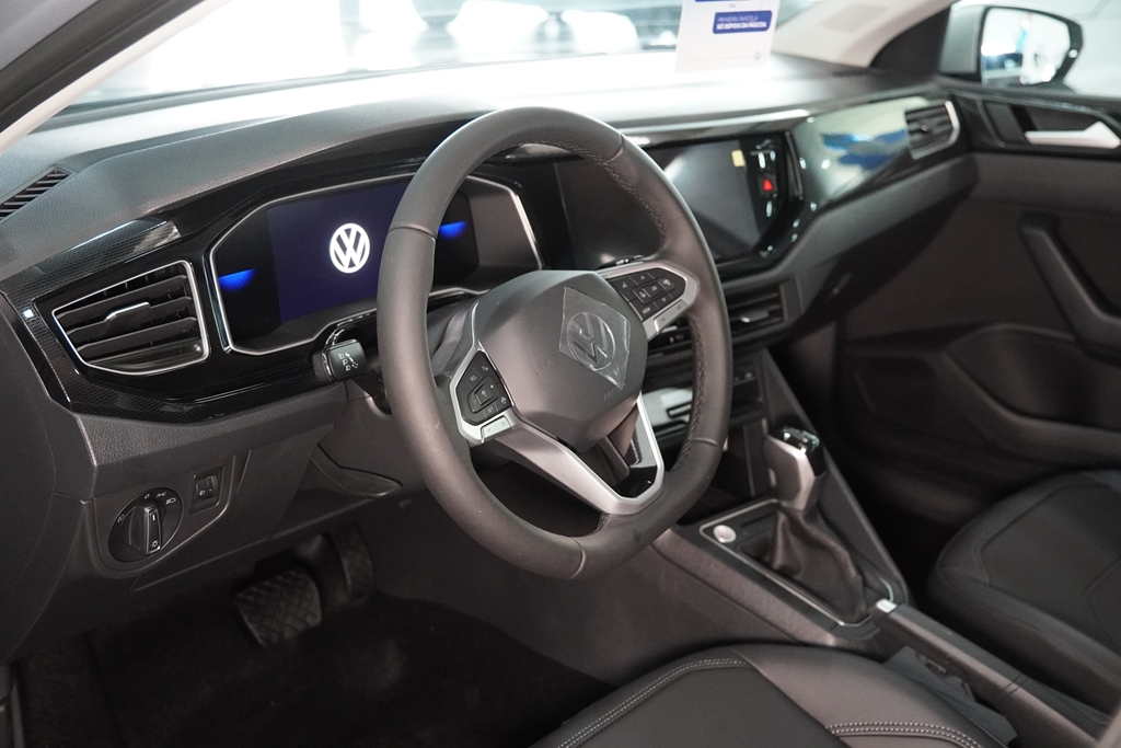 VIRTUS 1.0 200 TSI COMFORTLINE AUTOMÁTICO6