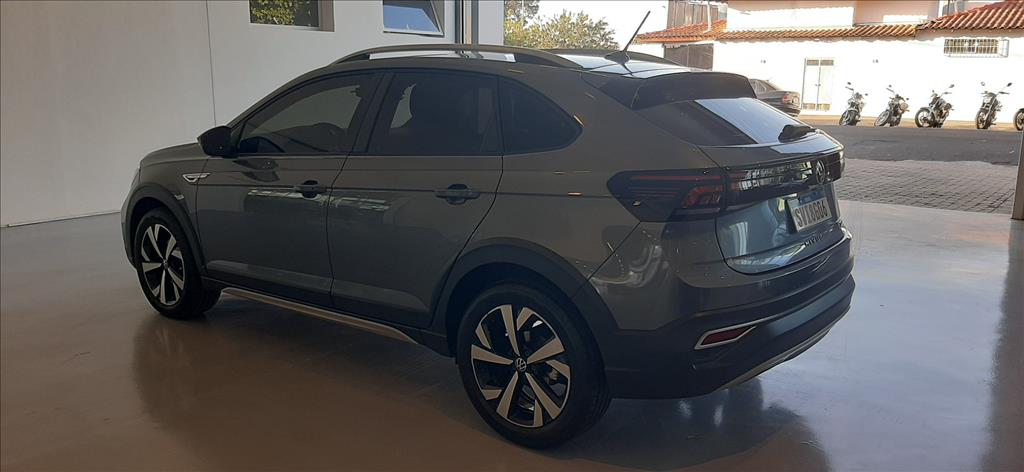 NIVUS 1.0 200 TSI TOTAL FLEX HIGHLINE AUTOMÁTICO5