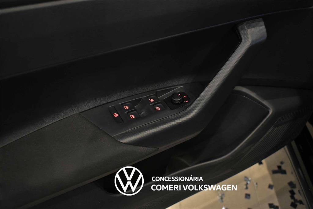 NIVUS 1.0 200 TSI TOTAL FLEX SENSE AUTOMÁTICO13