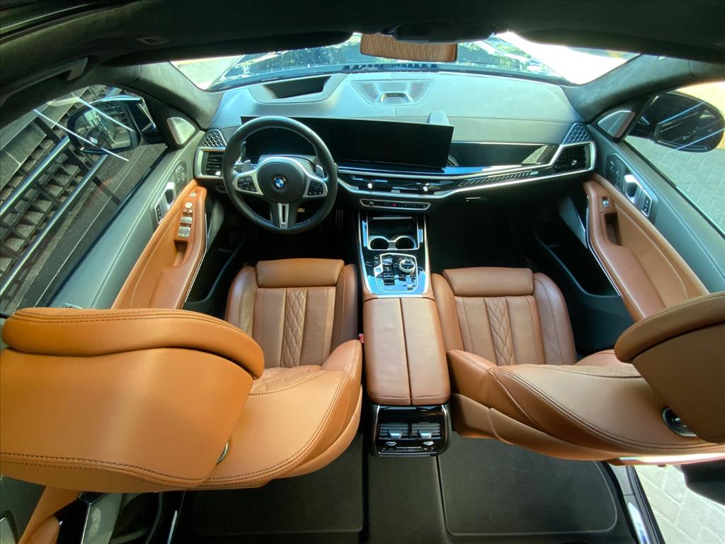 BMW-X7-4.4 V8 GASOLINA M60i STEPTRONIC